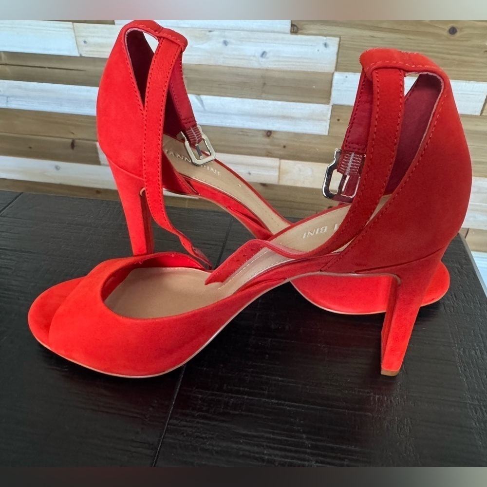 Gianni Bini heeled strapy sandal Red Suede SZ 10 New - Picture 7 of 11